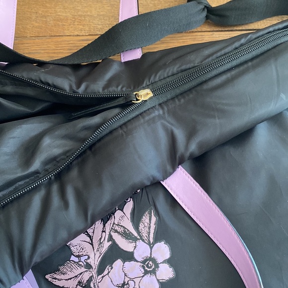 Victoria’s Secret large black tote - Picture 9 of 9